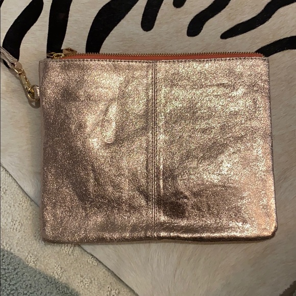 Flamingo metallic wristlet - Picture 3 of 3